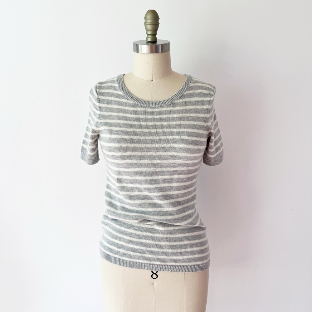 Gap Short Sleeve Sweater Grey White‎ Striped Wool Blend Crew Neck XS